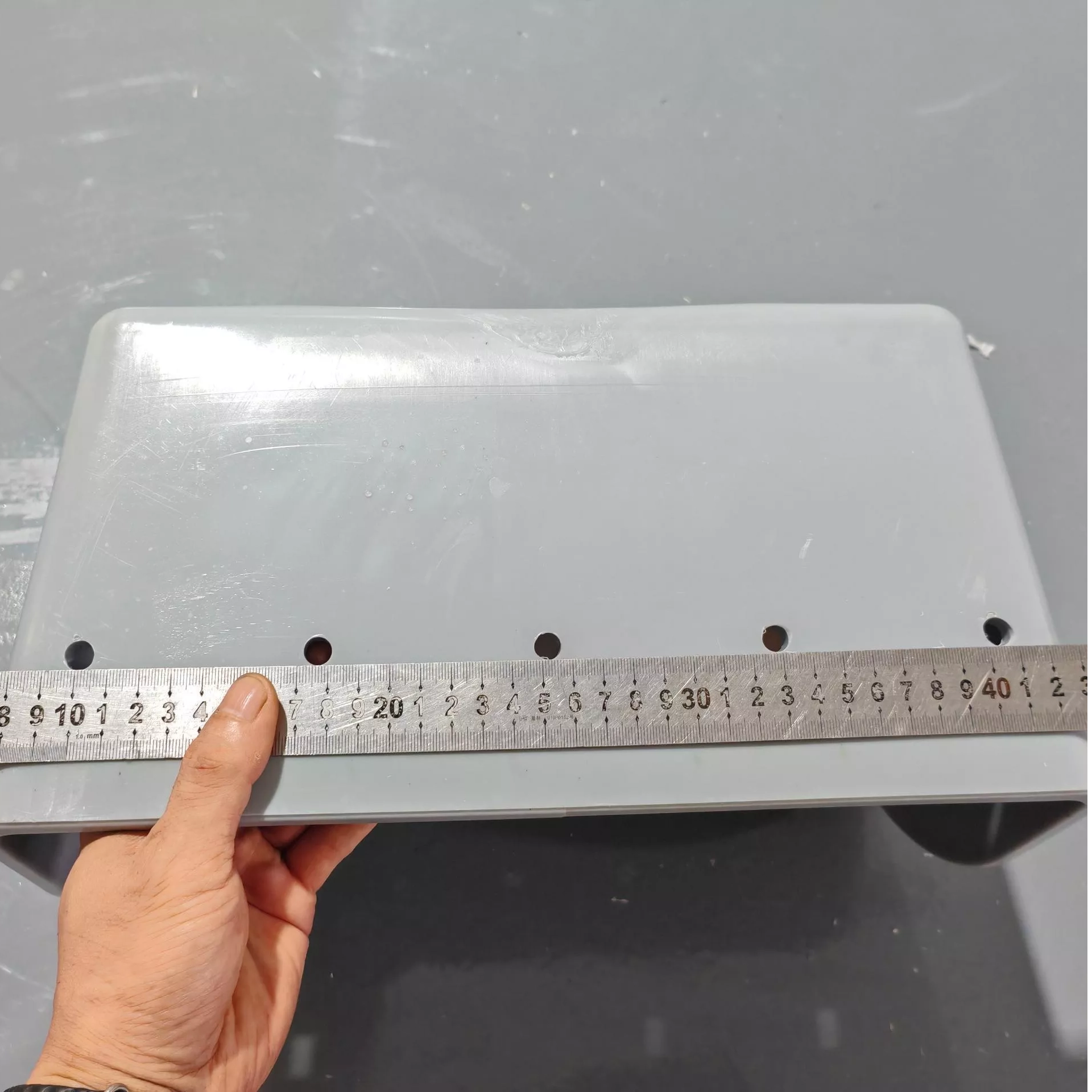 Cómo funciona un ascensor de cubo paso a paso