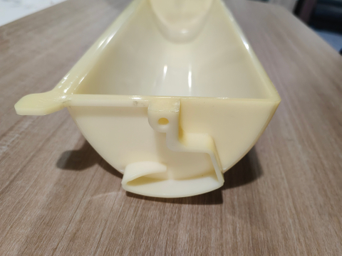 ‌‌Cucharón elevador de nailon: herramienta agrícola duradera para el manejo de granos DL4013N